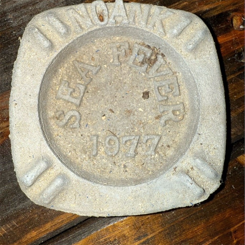 Vintage Noank Sea Fever 1977 Car Ashtray Collectible rare tobacciana Connecticut